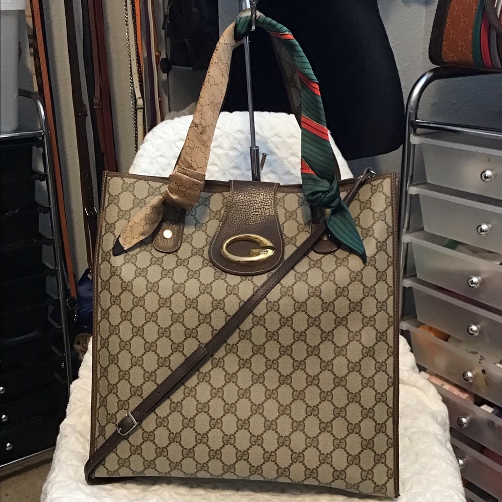 Gucci Monogrammed PVC Leather Tote - Picture 3 of 16